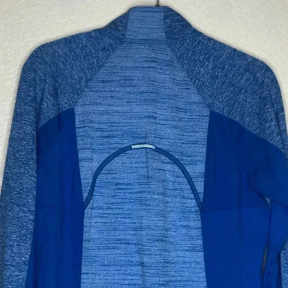 Athleta Performance Top Womens Large Long Sleeves Blue Athletic Outdoor - Picture 7 of 9